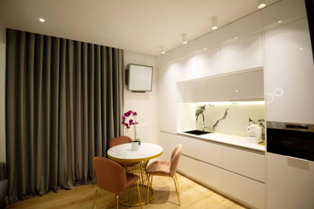 Ecostay-Serenity,Business Class Apartment By The Sea In Alimos Kalamaki Atenas Exterior foto